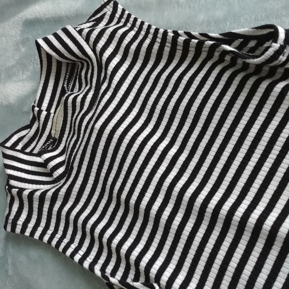 | Striped Black and White Dress | 005 |